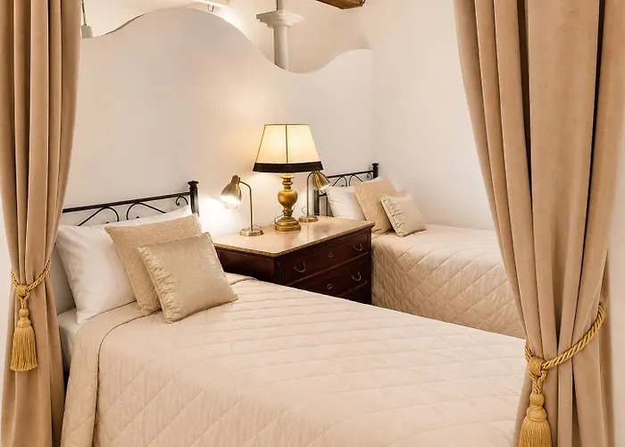 Lovely And Cozy Central Apartment In The Best Position